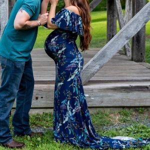 Gorgeous photo shoot maternity gown